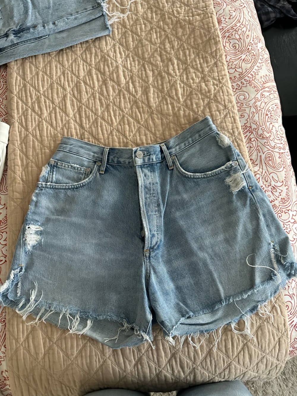 AGOLDE Blue Distressed Denim Shorts - Women's Size 30
